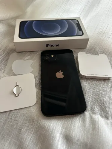 iPhone 12 - 64GB