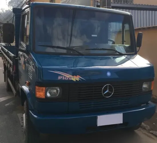 Mercedez 710 Plus Carroceria 2011