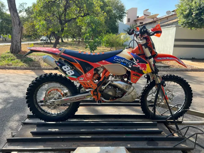 KTM 300 EXC 2T COM NF, MANUAL, PROCEDÊNCIA 
