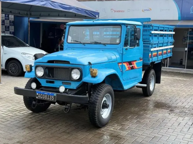 Toyota Band.Picape Chassi Curto Diesel 1980
