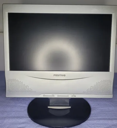 Monitor (retrô) LCD da marca Positivo