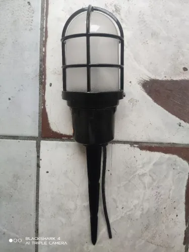 Poste balizador para jardim 