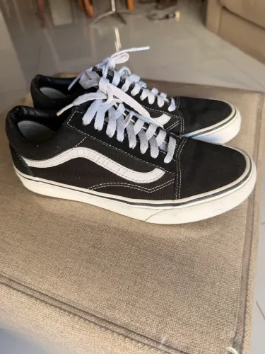 Vans Old Skool preto e branco