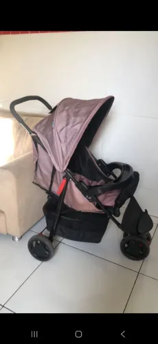Vende-se  carrinho  de bebê  da cosco