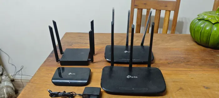 Roteadores e Switches TP LINK *** LEIA A DESCRIÇÃO***