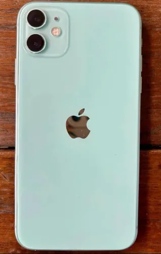 iPhone 11 com defeito na placa, ele está novo