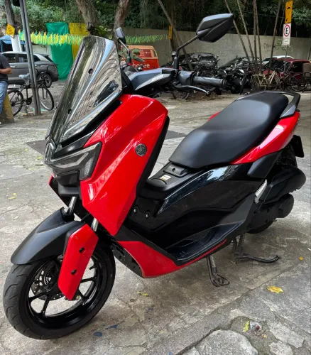 Nmax 2025 com 9.500km Copacabana 