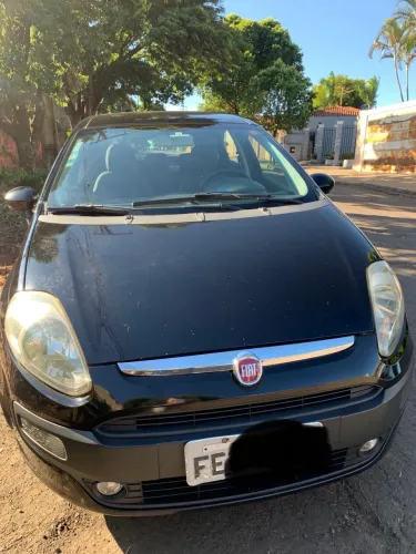 Fiat Punto Attractive 1.4 Fire Flex 8V 5P 2013