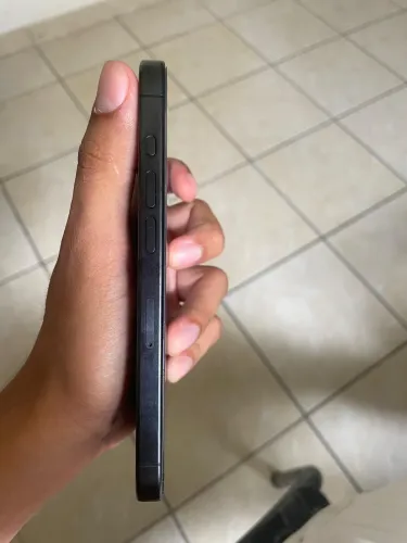 iPhone 15 pro 256 gb 