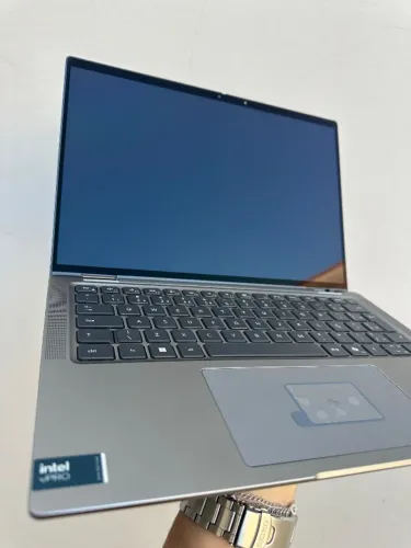 Dell Latitude 7450 - Core Ultra 7 | 32 GB | 1TB NVME | Touchscreen