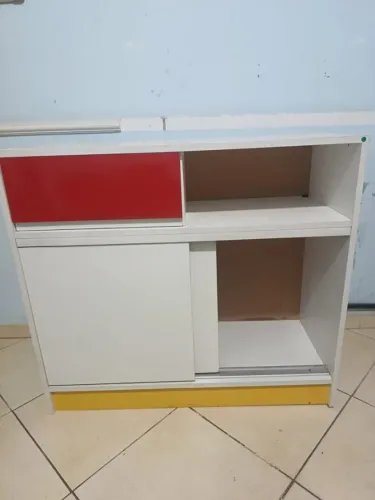 Armário Baixo com Porta de Correr - Usado