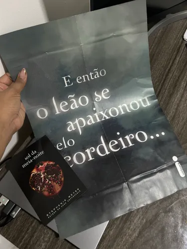 Crepúsculo saga pôster
