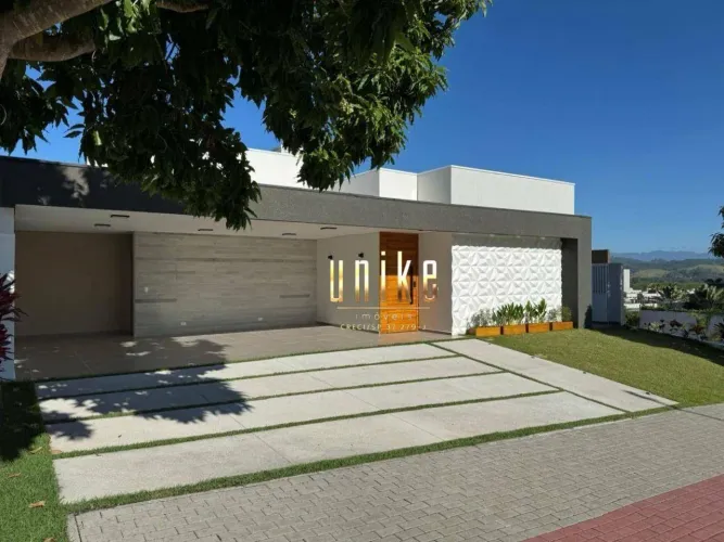Casa com 3 dormitórios à venda, 263 m² por R$ 2.727.000,00 - Condomínio Mônaco - São José