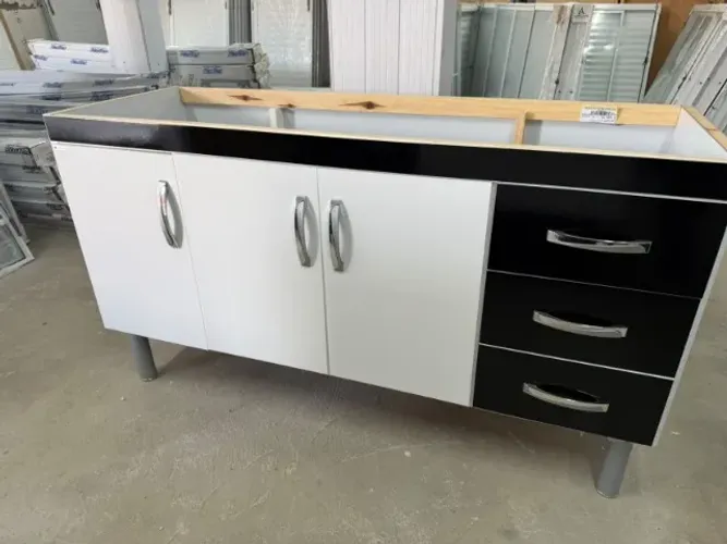 Gabinete de cozinha 150cm
