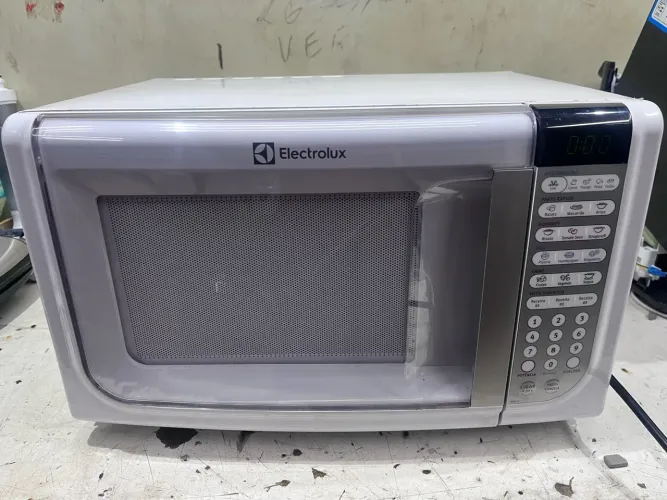 Microondas Eletrolux com garantia