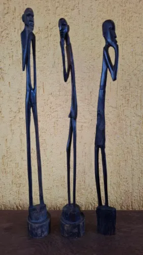 Escultura em madeira