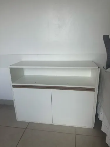 Armário 100x76