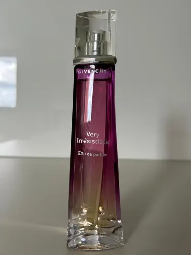 Perfume Very Irrésistible Givenchy - 75ml