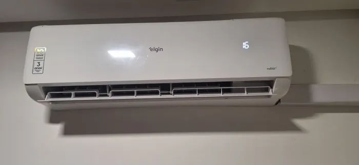 Ar condicionado Elgin 18.000 btus inverter 220