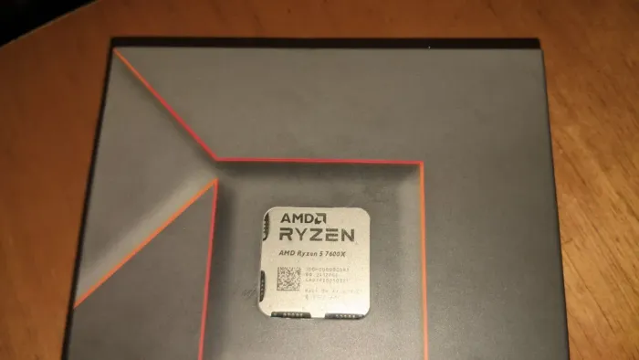 Ryzen 5 7600x - Lacrado