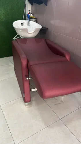 Lavatório com massageador e Cuba de louça
