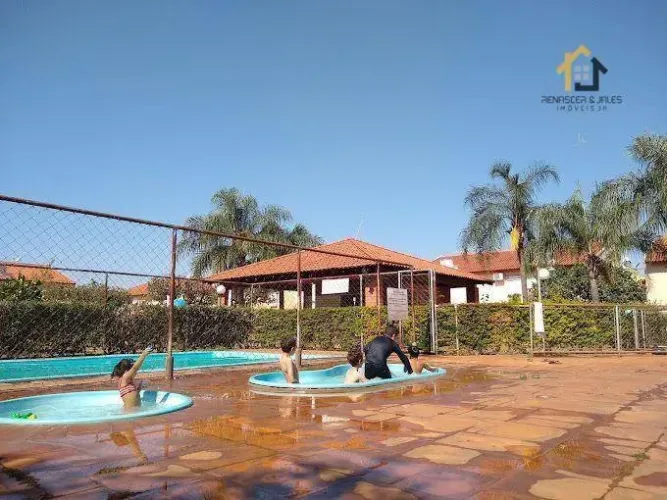 Sobrado à Venda Condomínio Vila Borghese I São José do Rio Preto/SP