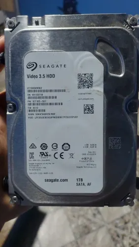 HD 1TB Seagate Video 3.5 SATA - Para PC Desktop e DVR Câmeras
