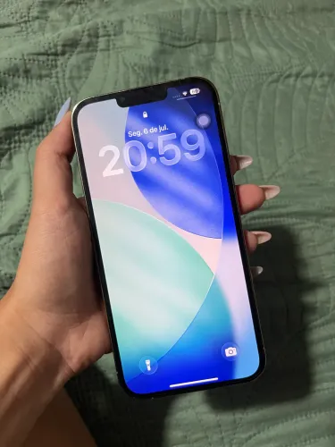 iPhone 13 Pro Max funcionando tudo perfeitamente