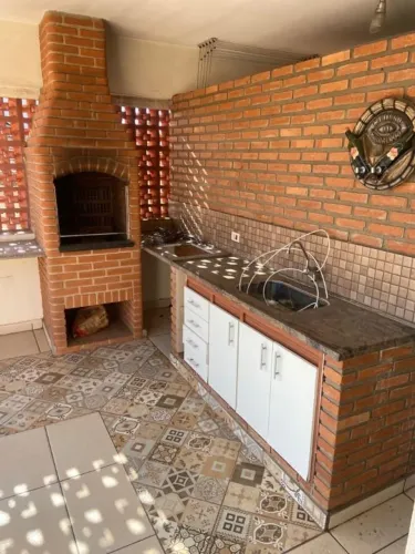 Casa com 3 dormitórios para alugar, 180 m² por R$ 2.500/mês - Jardim Santa Luzia - Santa B