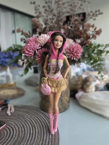 Barbie Fashionistas Sporty Rara 2009
