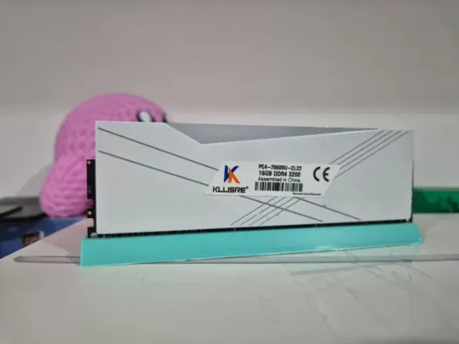 Memoria Ram DDR4 16gb 3200 mhz KLLSRE com RGB - Leia a descrição