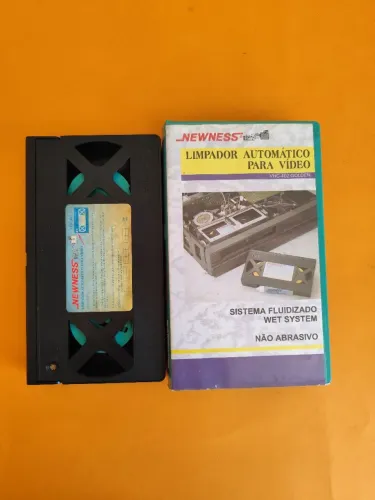 Limpador automático para video cassete VHS