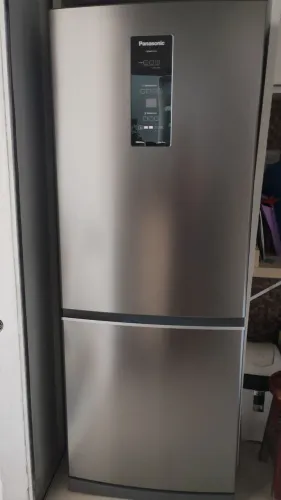 Geladeira Panasonic usada apenas 15 dias 