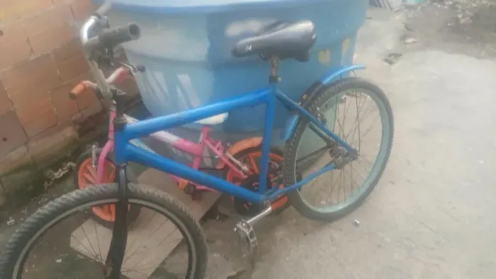 Vendo ou troco bicicleta com freio contra pedal