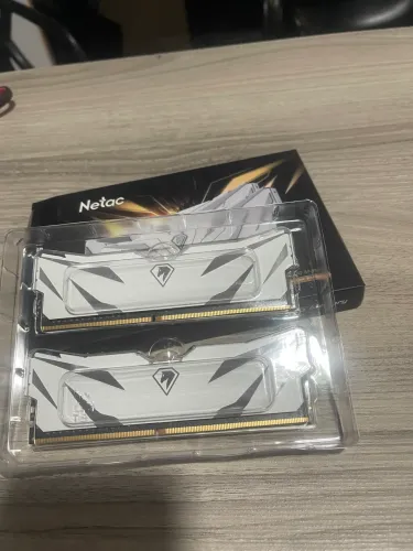KIT MEMÓRIA NETAC SHADOW II WHITE 16GB (2x8GB) 3200MHz CL16