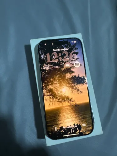 iPhone 16 Pro - 91% de bateria - Trincado, mas funcionado