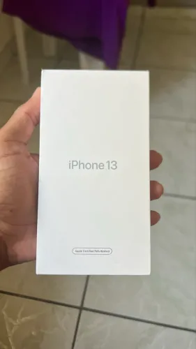 Caixa do iPhone 13 
