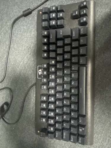 Teclado Mecânico Redragon Dark Avenger Preto Iluminação Rainbow Switch Preto, K568R