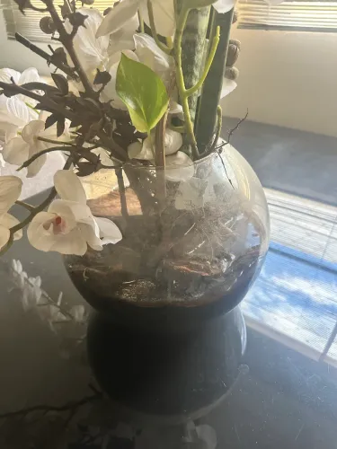 arranjo decorativo em vidro