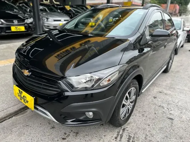 Chevrolet Onix Activ 1.4 8V Flex Mec. 4P 2017