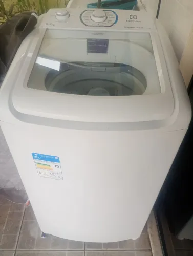 Máquina de lavar  Eletrolux 