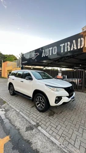 Toyota Hilux SW4 SR 4X2 2.7/ 2.7 Flex 16V Aut. 2017