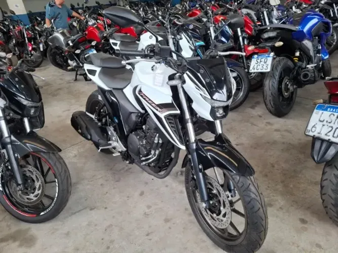 Yamaha FZ25 250 Fazer Connected 2026 0km
