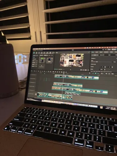 Faço edição de vídeo