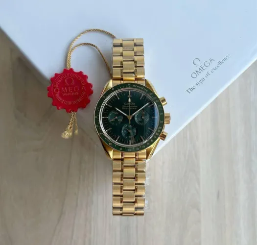Relógio Omega Moonwatch Speed Master -Eta S/c - Mostrador e bisel Verde 