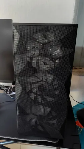 Kit Gabinete Gamer Fonte 750w 80 plus gold gamemax e Nmve3 1tb Kingston