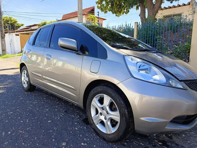 Honda Fit LX 1.4/ 1.4 Flex 8v/16v 5P Aut. 2011