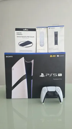 Playstation 5 PRO + Extras (Apenas 3 meses de comprado)