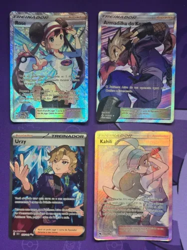 Cartas Rose, Urzy, Kahili e Armadilha de Koga - Pokemon TCG - Valores na descrição