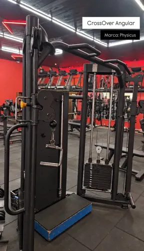 Academia de Musculação - Equipamentos Profissionais
